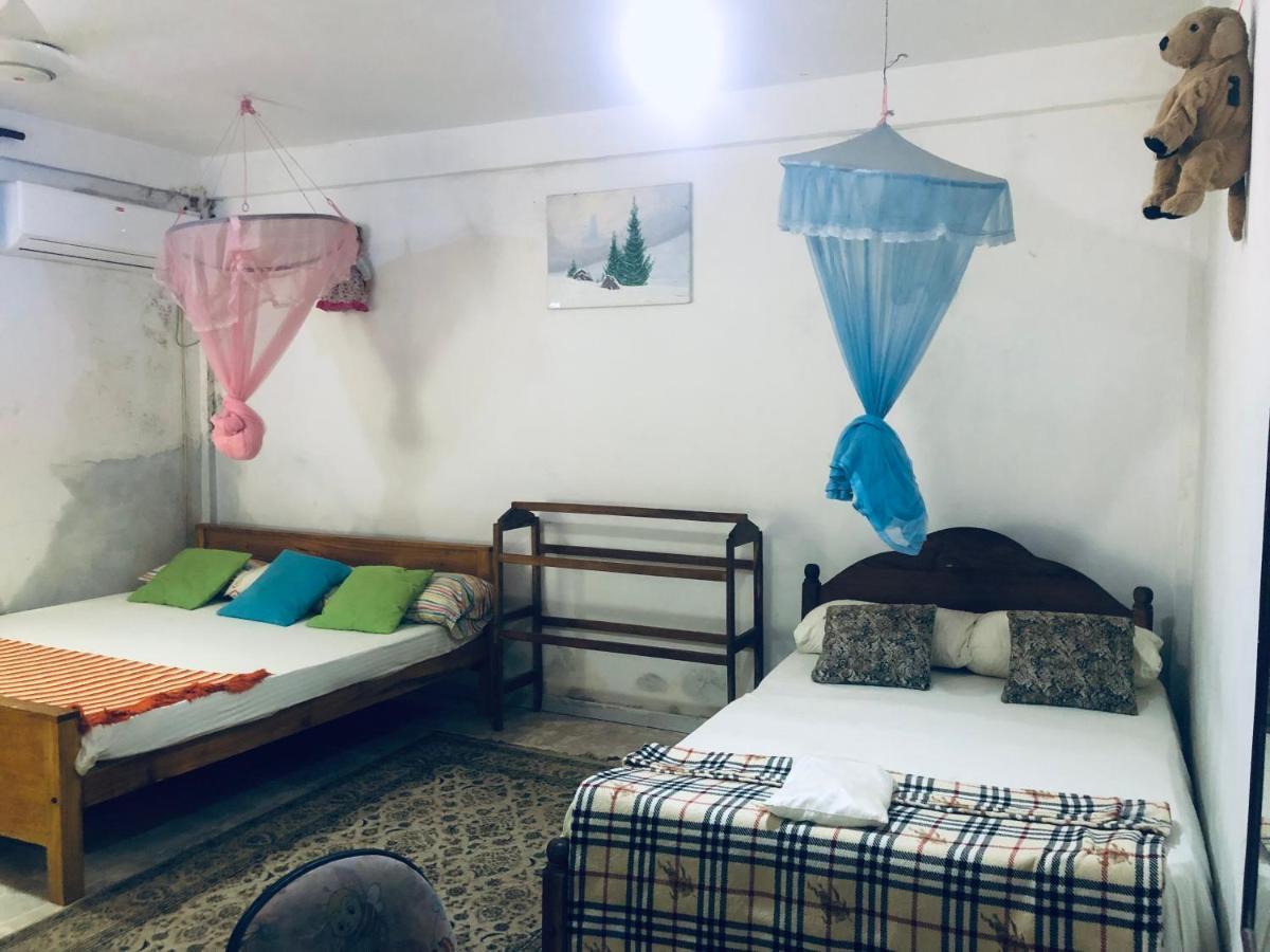Thisara Pool Resort Kataragama & Yala-Kabiliththa Safari Exteriör bild