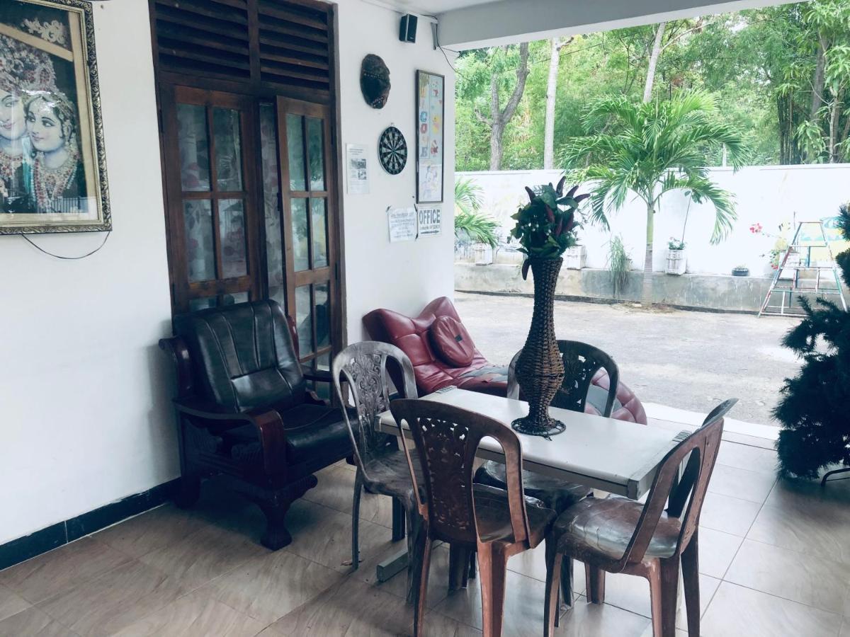 Thisara Pool Resort Kataragama & Yala-Kabiliththa Safari Exteriör bild